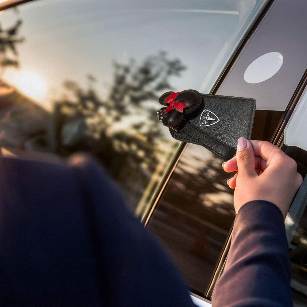 Tarjetero Minnie Rojo para llave de Tesla 